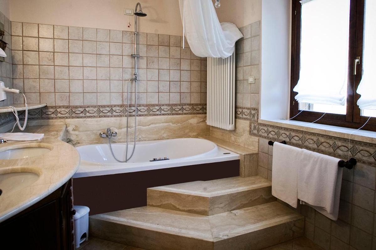 トゥオーロ・スル・トラジメーノ Il Casale Del Raゲストハウス 部屋 写真